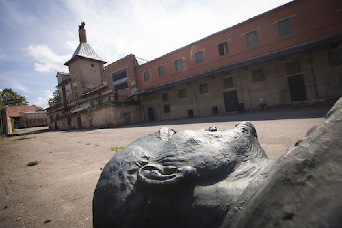 a statue on the ground